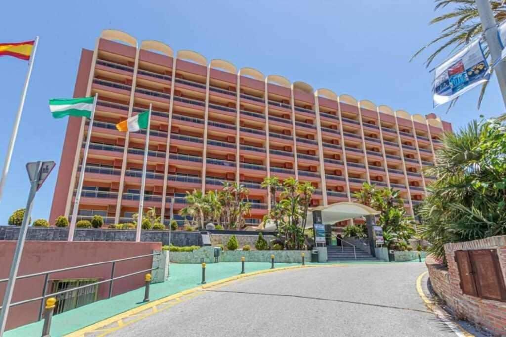 797 Holiday Rentals- Apartamento En Hotel Sunset Frente Al Mar Benalmadena Ngoại thất bức ảnh